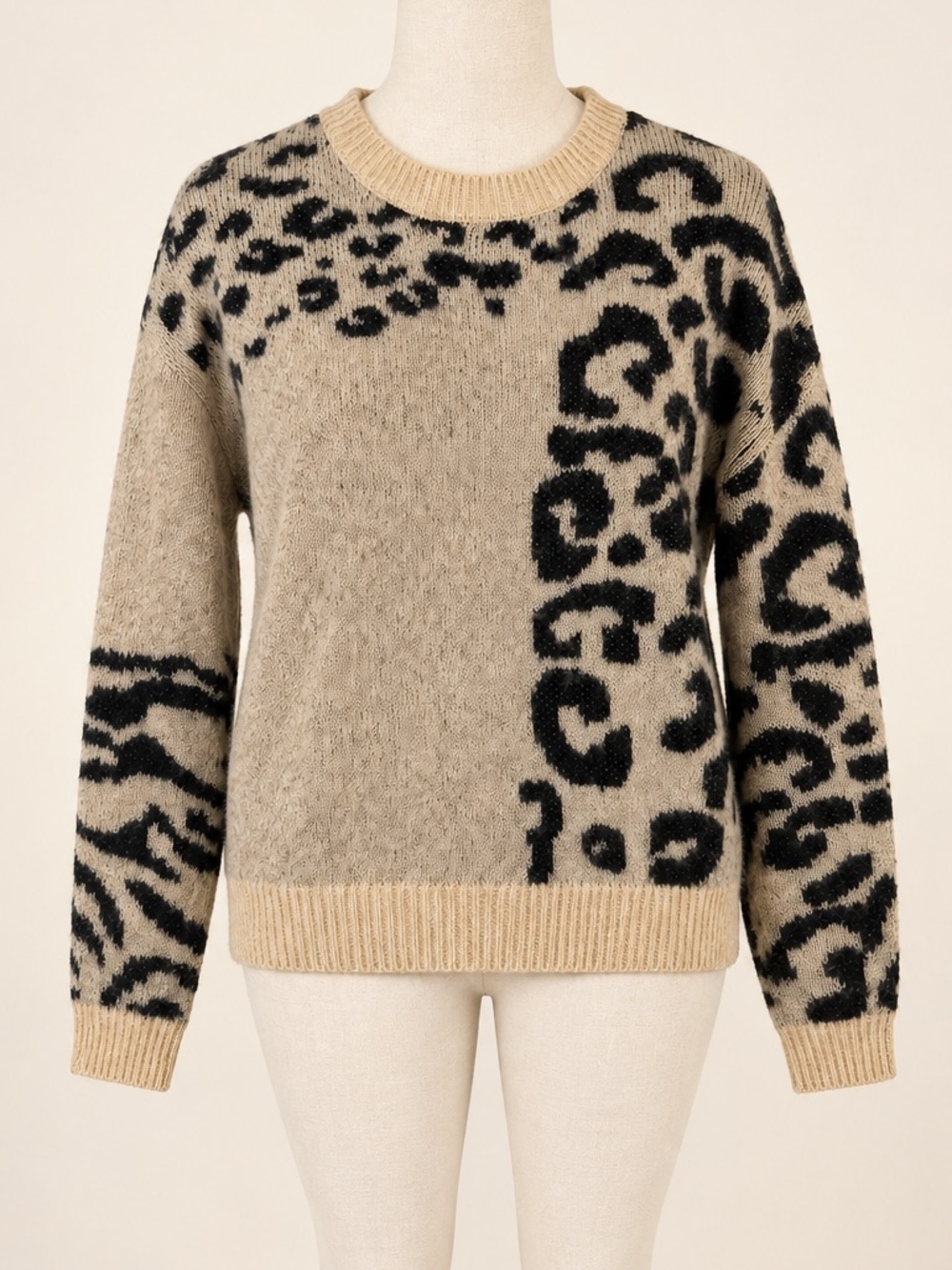 Love By Design S Beige Black Leopard Animal Print Crewneck Knit Sweater